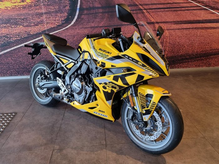 2025 Suzuki GSX-8R GSX-R Yellow
