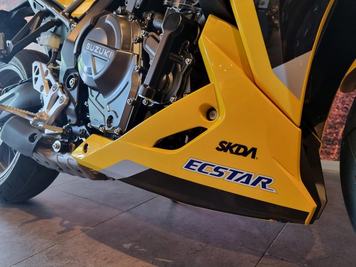 2025 Suzuki GSX-8R GSX-R Yellow