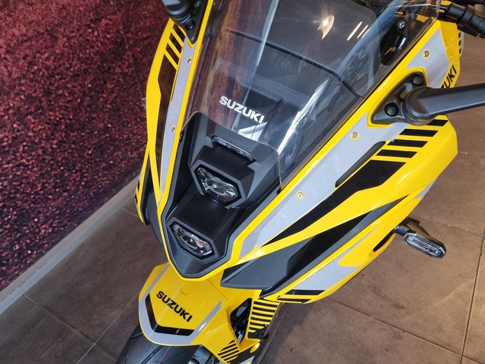 2025 Suzuki GSX-8R GSX-R Yellow
