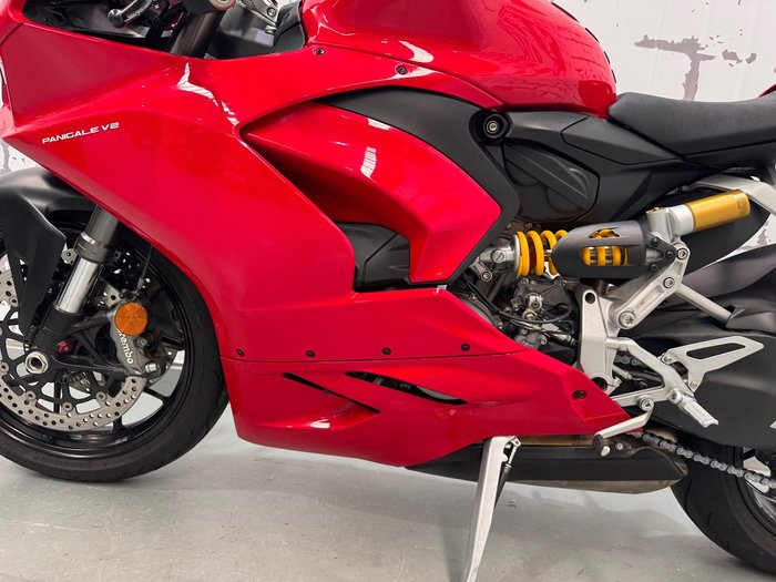 2022 Ducati Panigale V2 Panigale Red