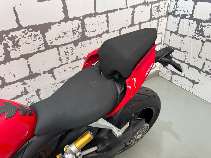 2022 Ducati Panigale V2 Panigale Red