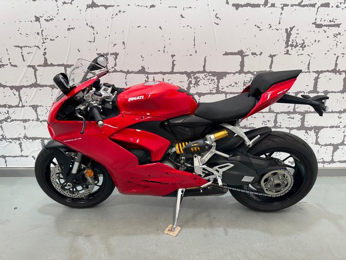 2022 Ducati Panigale V2 Panigale Red