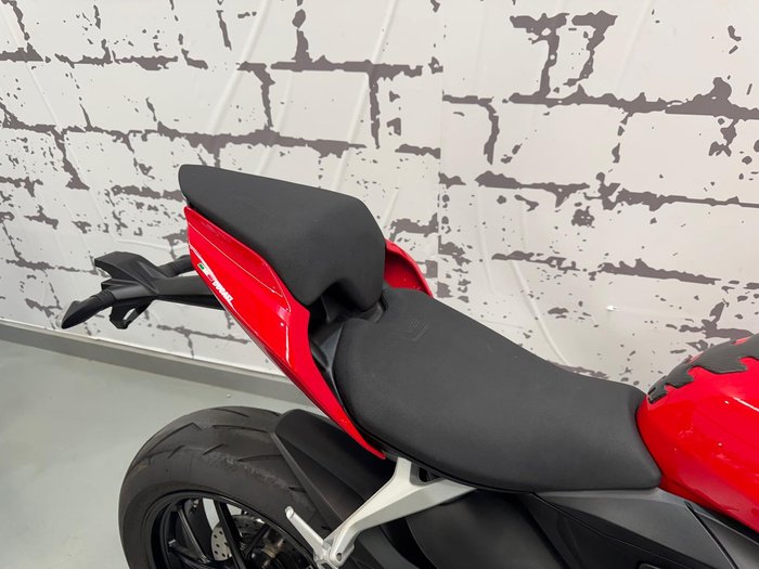 2022 Ducati Panigale V2 Panigale Red