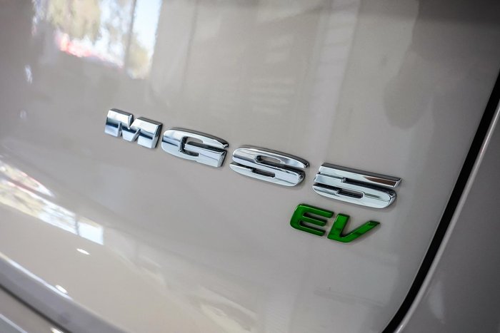 2025 MG MGS5 EV Essence 49