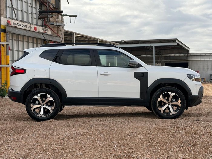 2025 Renault Duster Techno