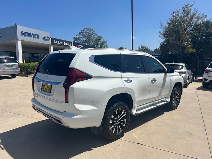 2020 Mitsubishi Pajero Sport GLS