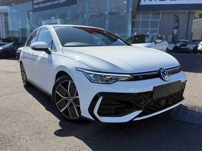 2025 Volkswagen Golf 110TSI R-Line