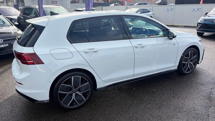 2025 Volkswagen Golf 110TSI R-Line