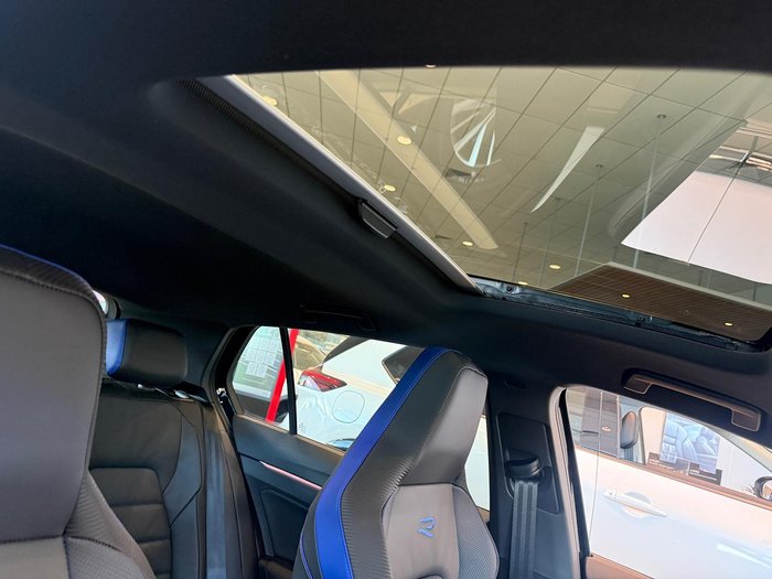 2025 Volkswagen Golf R