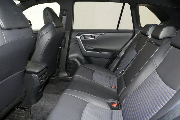 2024 Toyota RAV4 XSE