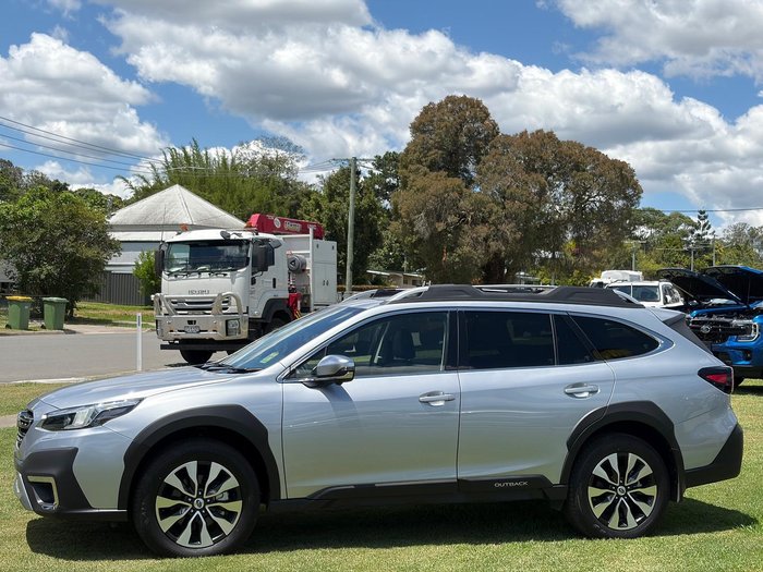 2025 Subaru Outback AWD Touring XT