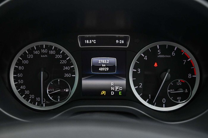 2016 INFINITI Q30 Sport Premium