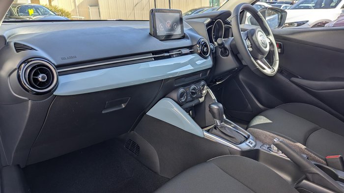 2025 Mazda 2 G15 Evolve