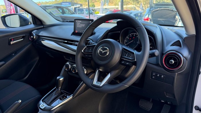 2025 Mazda 2 G15 Evolve