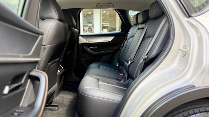 2025 Mazda CX-60 G25 Evolve