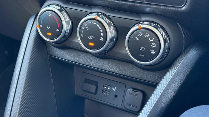 2025 Mazda 2 G15 Evolve