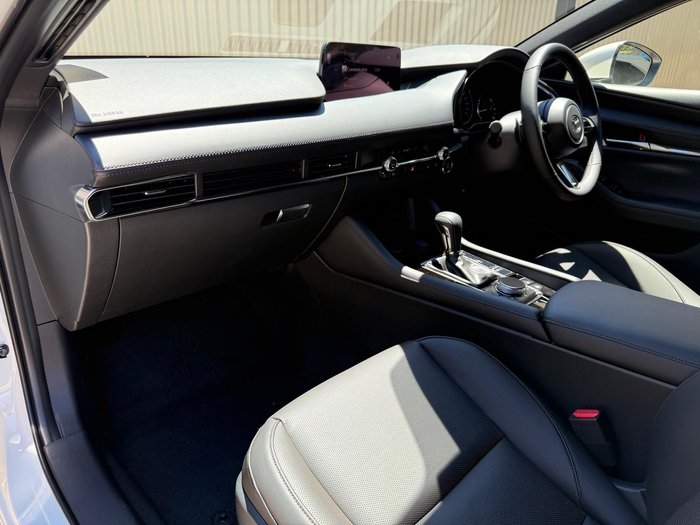 2025 Mazda 3 G25 Astina