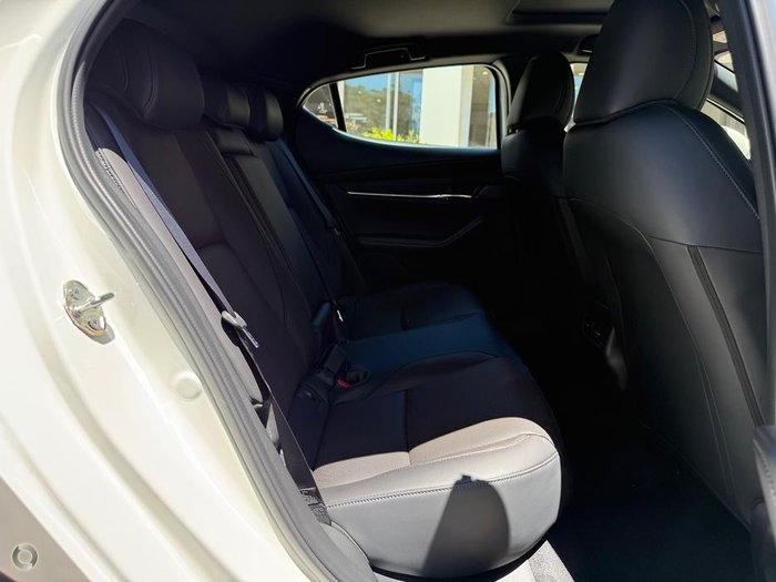 2025 Mazda 3 G25 Astina