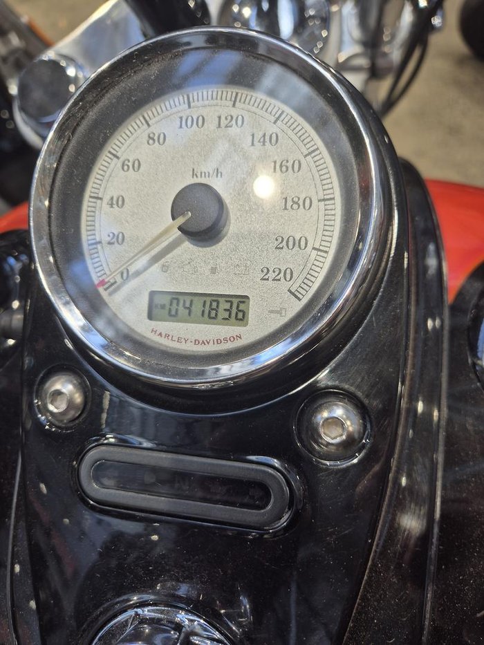 2010 Harley-Davidson Dyna Wide Glide 1584 (FXDWG) Dyna Black