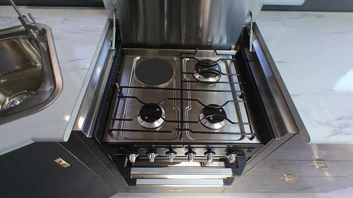 2025 Red Centre Tanami Plus 20 Type A (was $145,990 now $134,990)