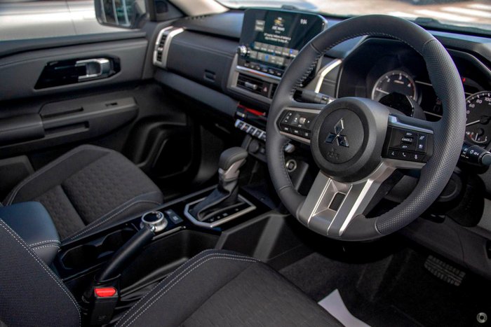 2025 Mitsubishi Triton GLS