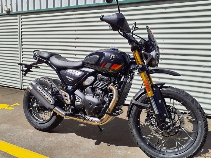2026 Triumph Scrambler 400 XC Scrambler Grey