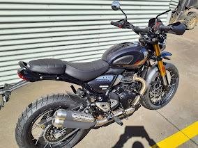 2026 Triumph Scrambler 400 XC Scrambler Grey