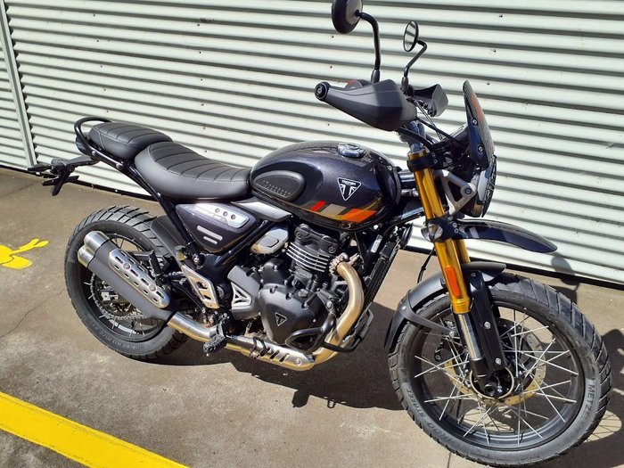 2026 Triumph Scrambler 400 XC Scrambler Grey