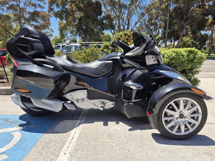 2016 Can-Am Spyder RT STD SE6 Spyder RT Black