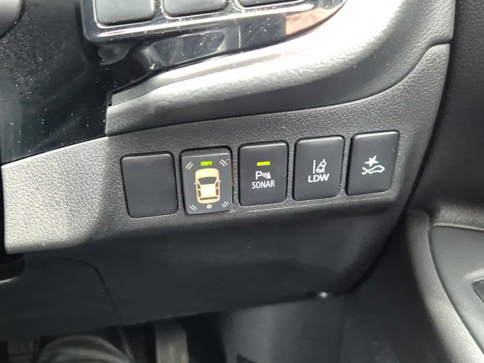 2018 Mitsubishi Outlander LS