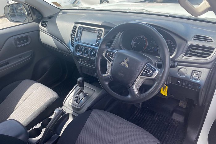 2020 Mitsubishi Triton GLX