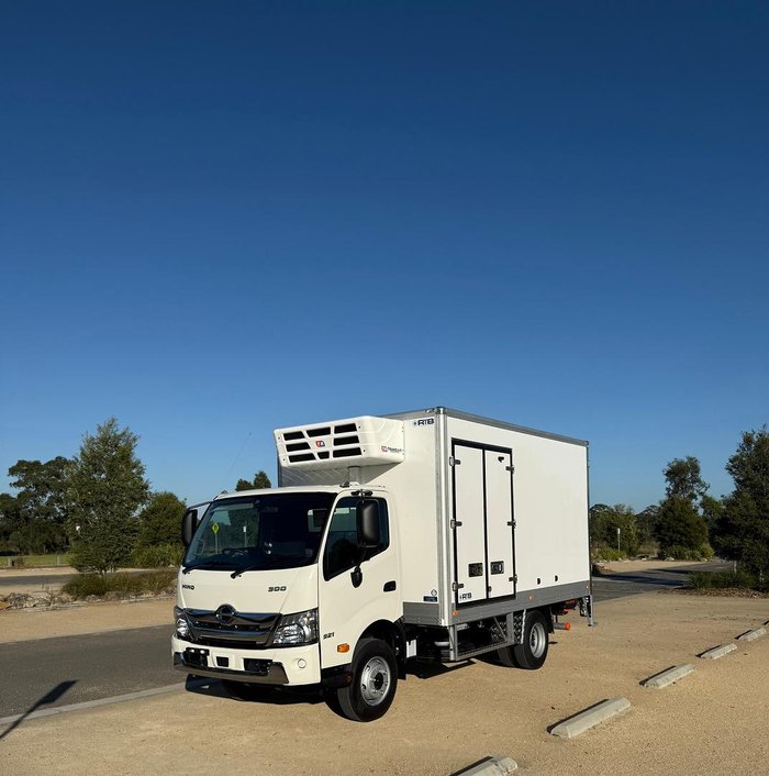 2025 Hino 300 Series 921