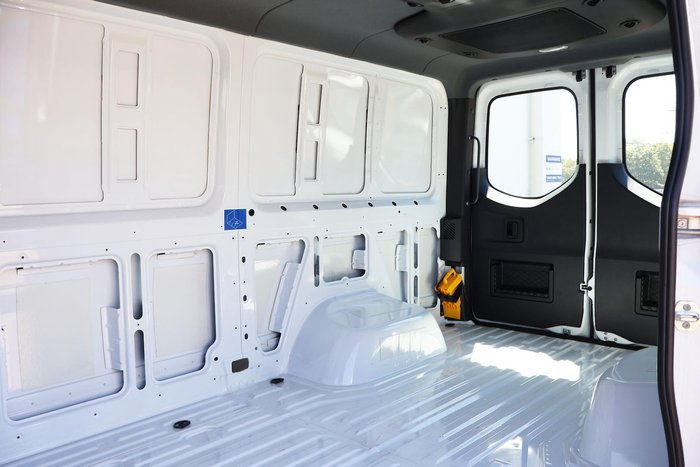 2024 Mercedes-Benz Sprinter 517CDI VS30 Arctic White