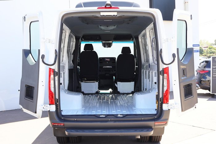 2024 Mercedes-Benz Sprinter 517CDI VS30 Arctic White