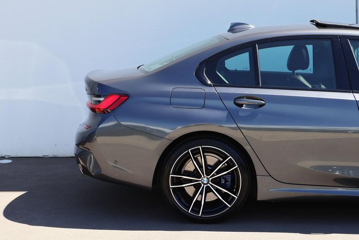 2022 BMW 3 Series 330i M Sport