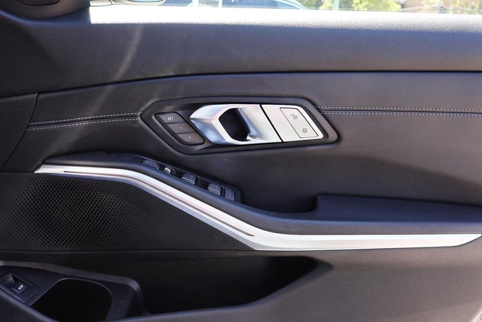 2022 BMW 3 Series 330i M Sport