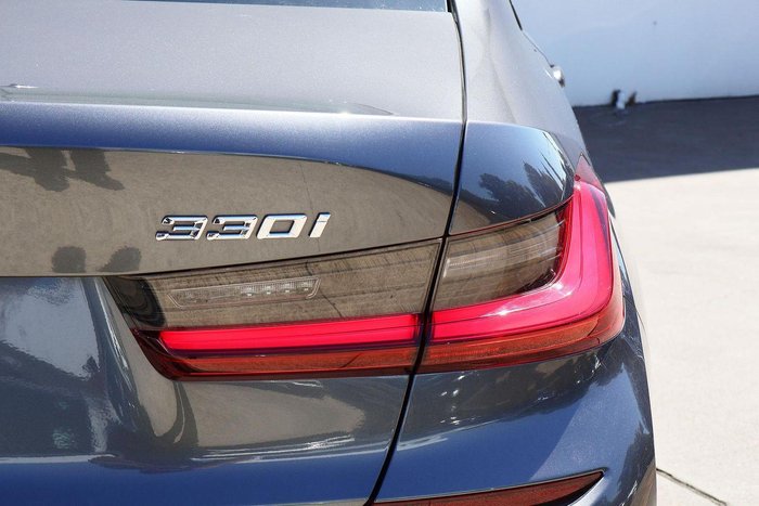 2022 BMW 3 Series 330i M Sport