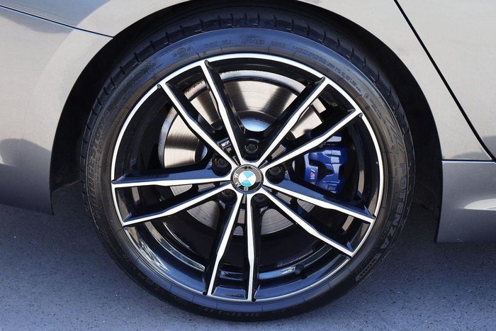 2022 BMW 3 Series 330i M Sport