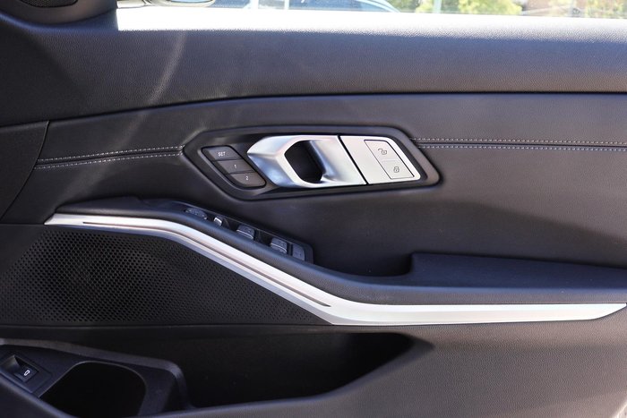 2022 BMW 3 Series 330i M Sport