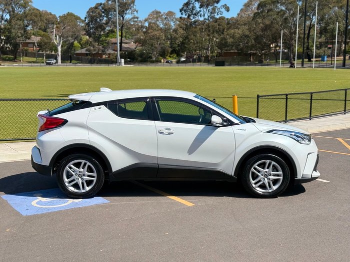 2022 Toyota C-HR GXL