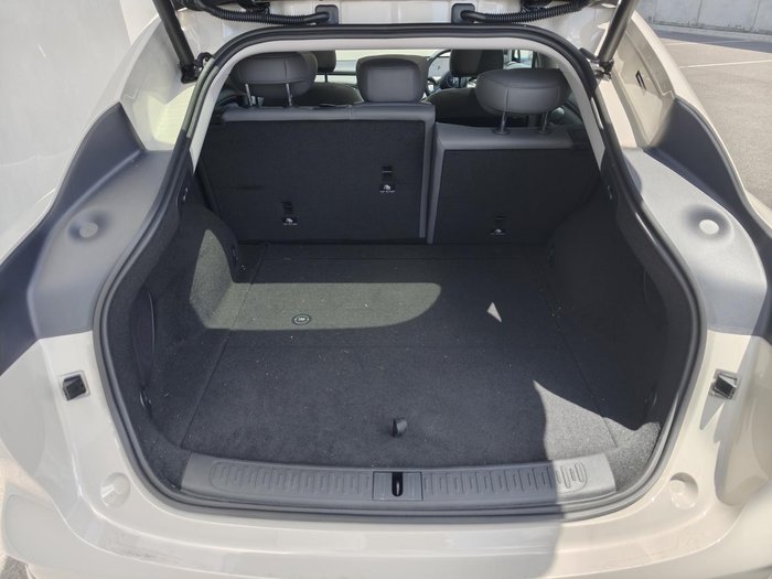 2025 MG IM6 Performance S12L MY25 AWD Raphael Beige