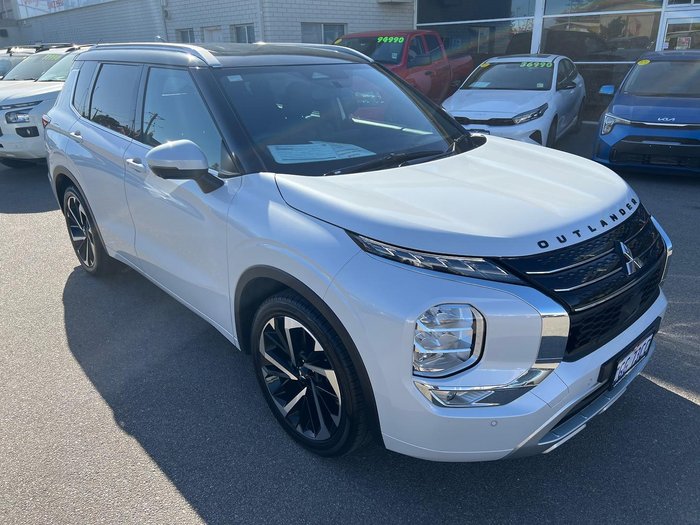 2023 Mitsubishi Outlander Exceed Tourer