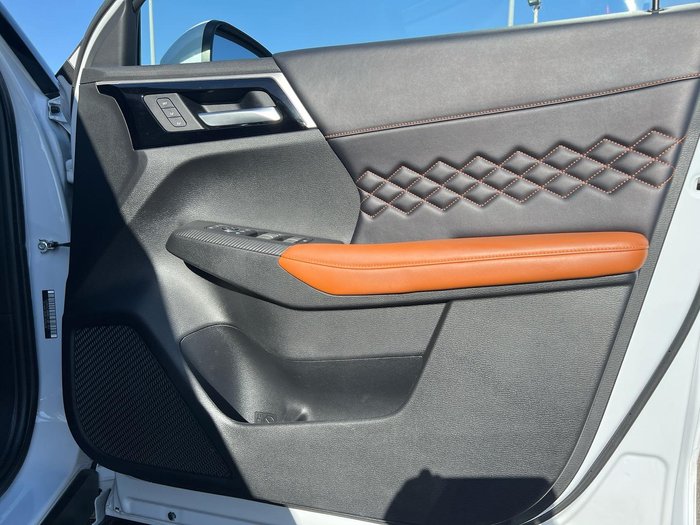 2023 Mitsubishi Outlander Exceed Tourer