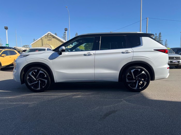 2023 Mitsubishi Outlander Exceed Tourer
