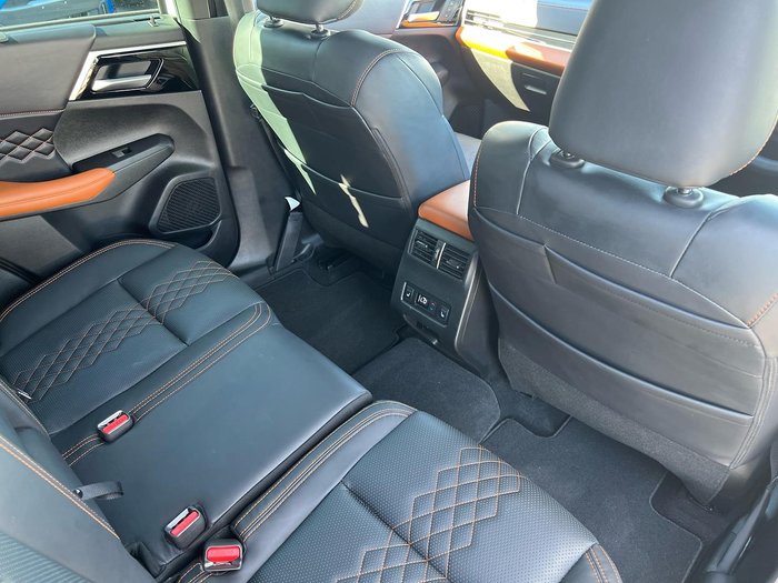 2023 Mitsubishi Outlander Exceed Tourer