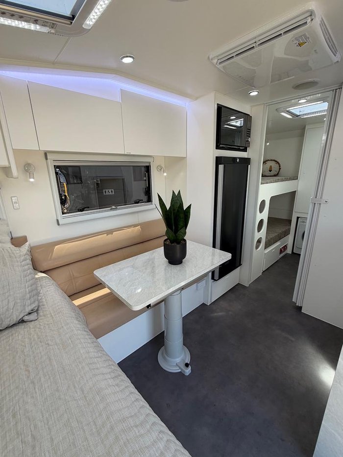 2025 Olympic Javelin X8 Bunks Semi Off-Road