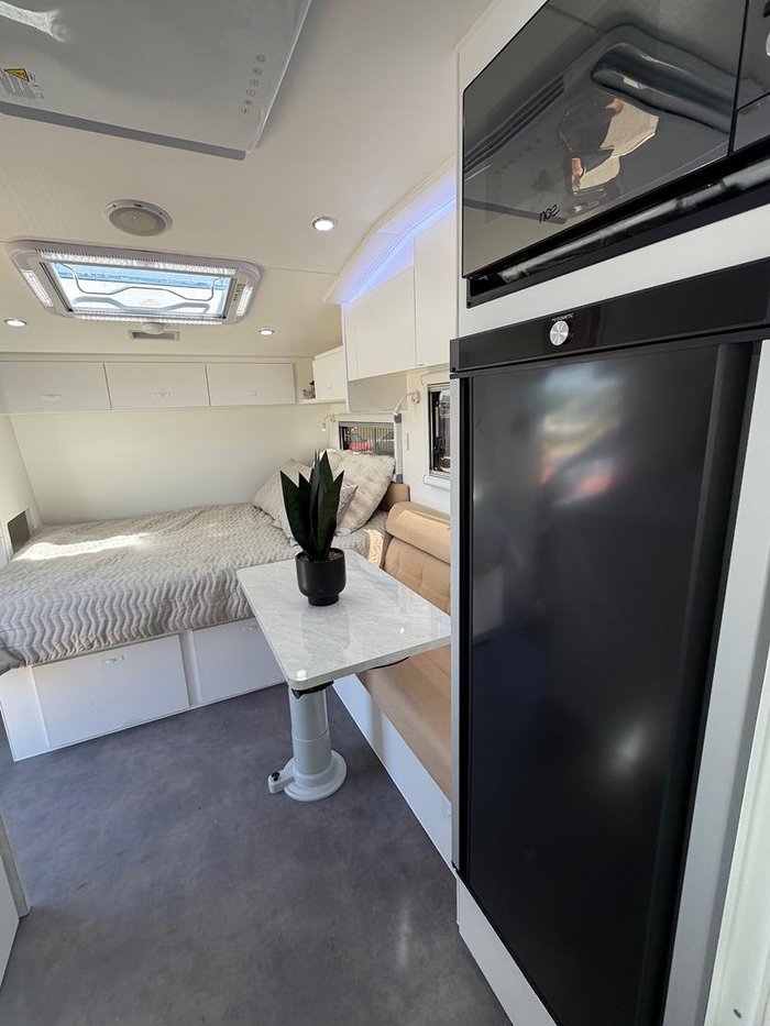 2025 Olympic Javelin X8 Bunks Semi Off-Road