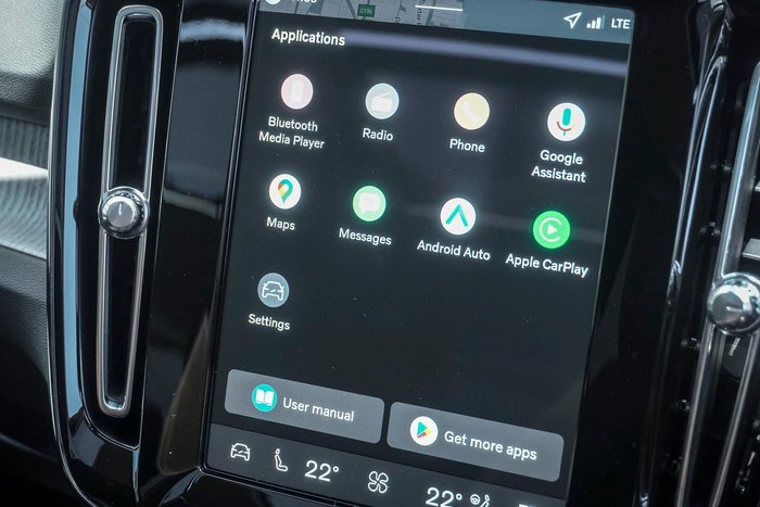 2025 Volvo XC40 Ultra B4 Bright