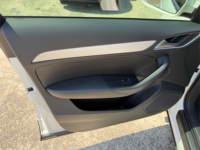 2016 AUDI Q3 1.4 TFSI (110kW)