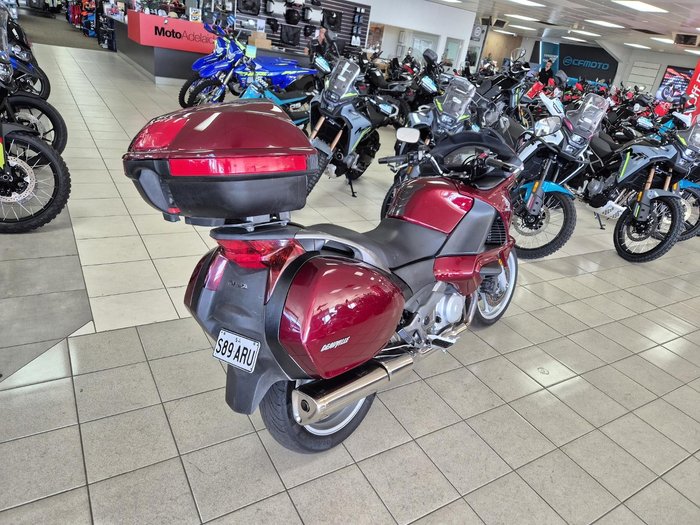 2009 Honda NT700V (Deauville) NT Red